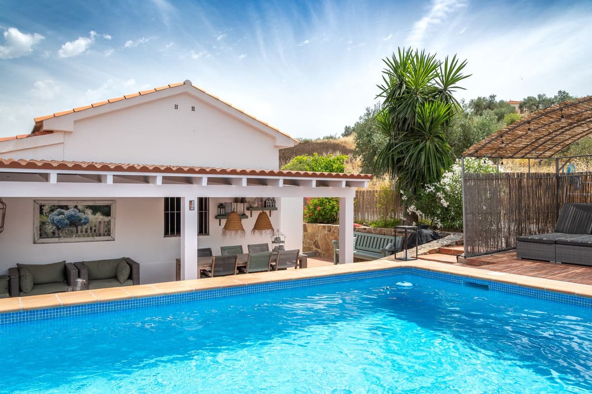 Cortijo in Alora — photo 1 of 10
