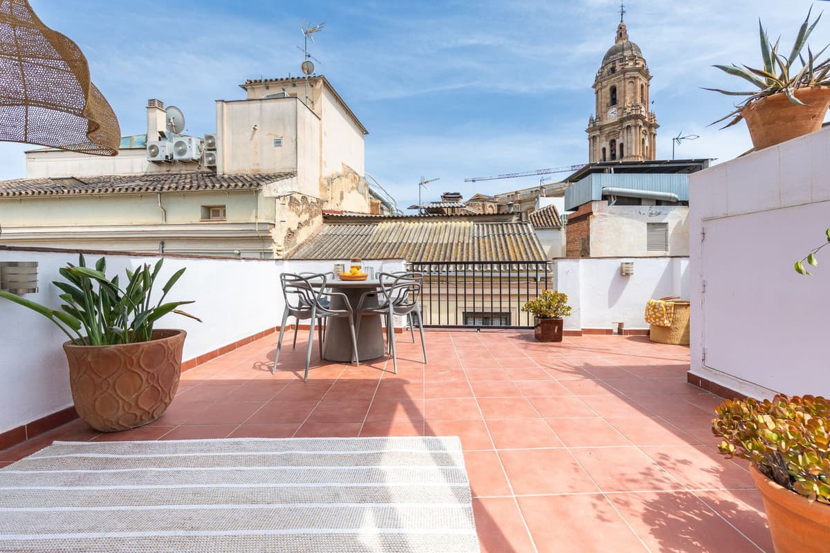 Penthouse Duplex in Málaga Centro — photo 1 of 10