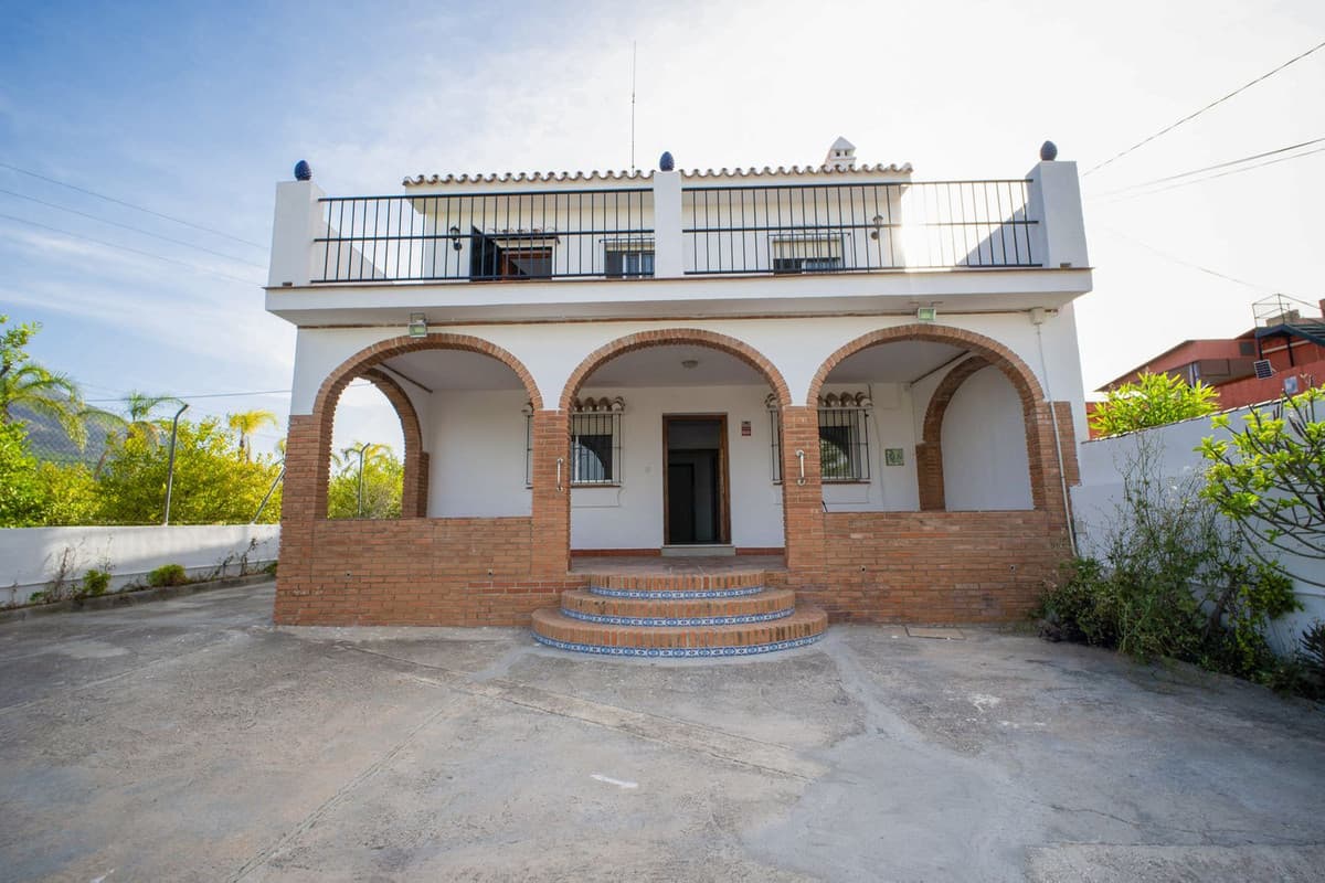 Cortijo in Alhaurín el Grande — photo 2 of 10
