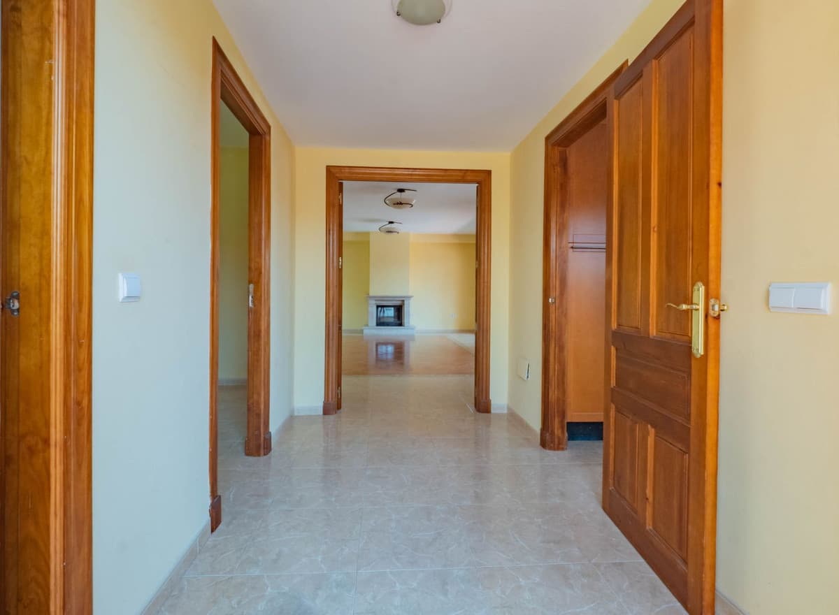 Detached Villa in Coín — photo 7 of 10