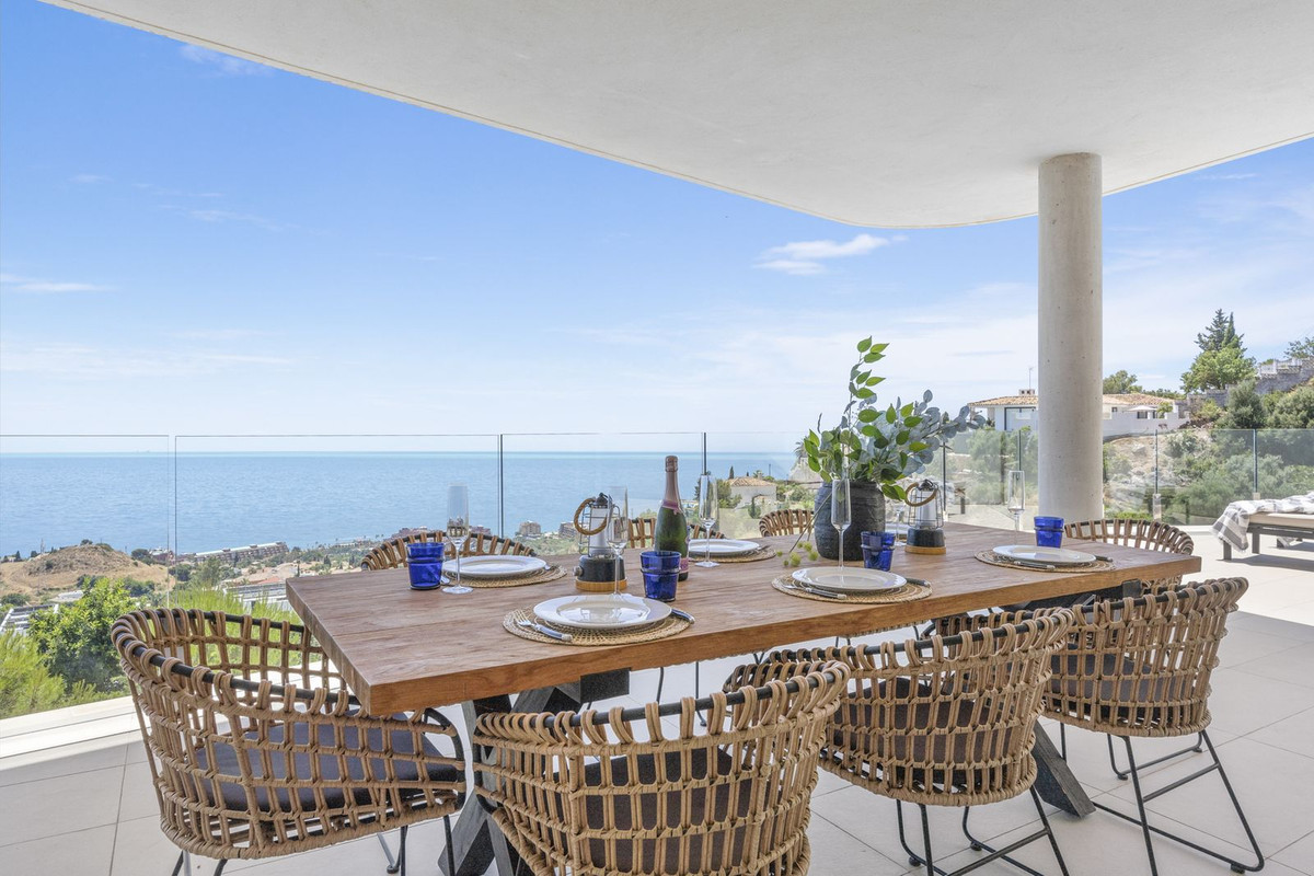 Middle Floor Apartment in Benalmadena — photo 7 of 10