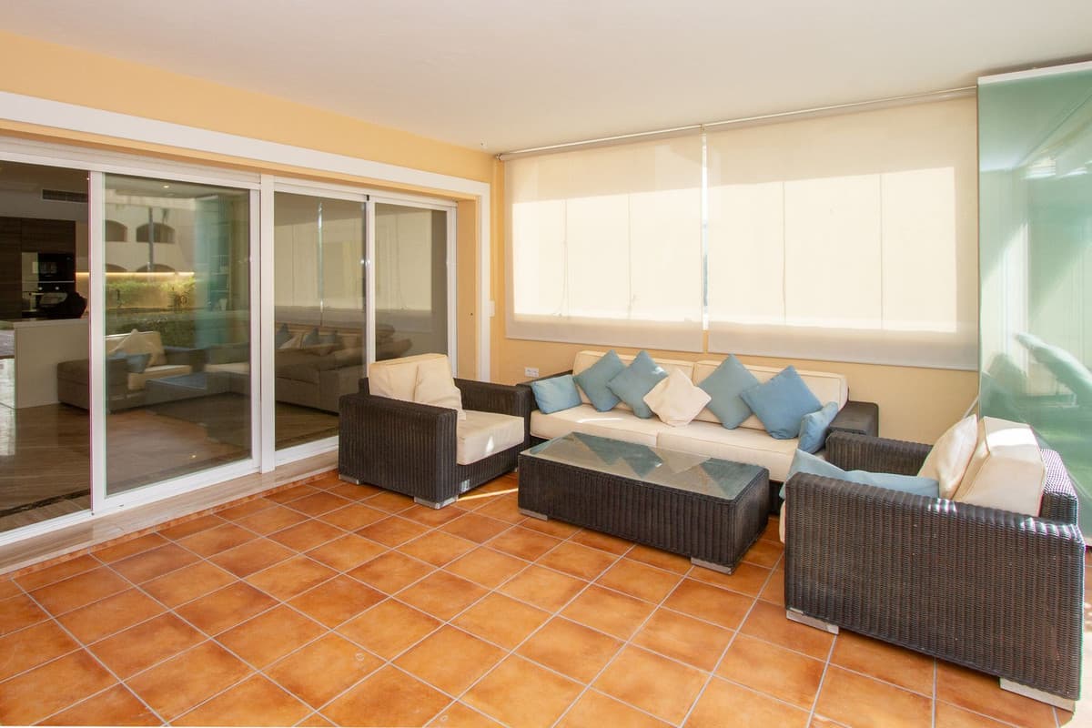 Ground Floor Apartment in Elviria — photo 5 of 10