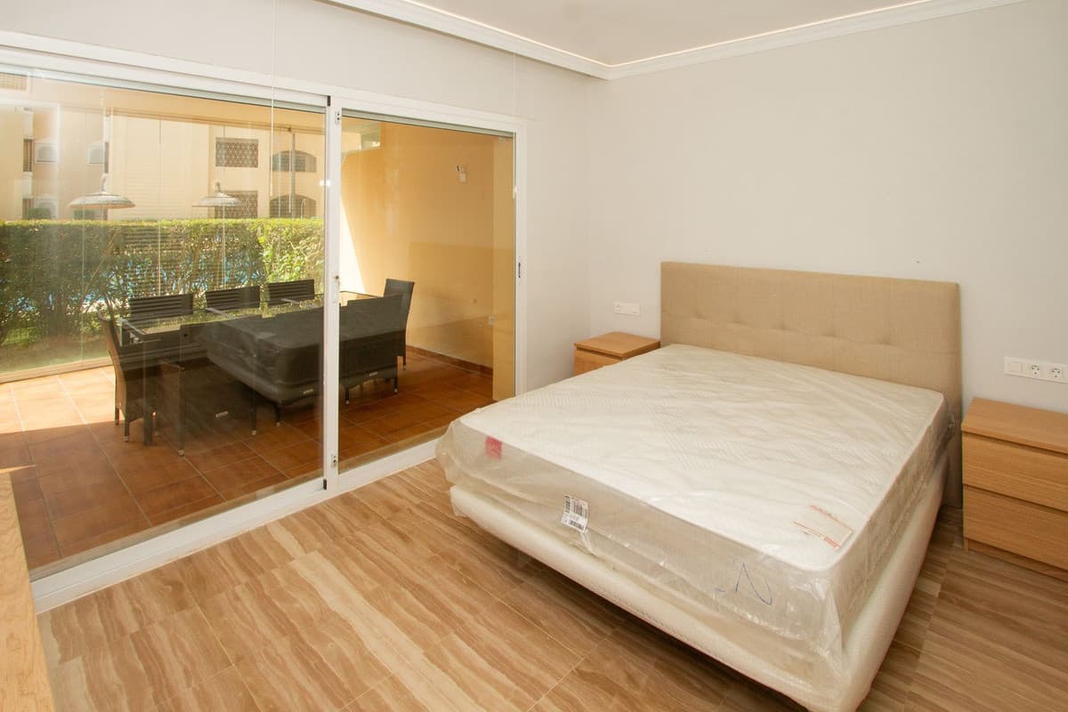 Ground Floor Apartment in Elviria — photo 8 of 10