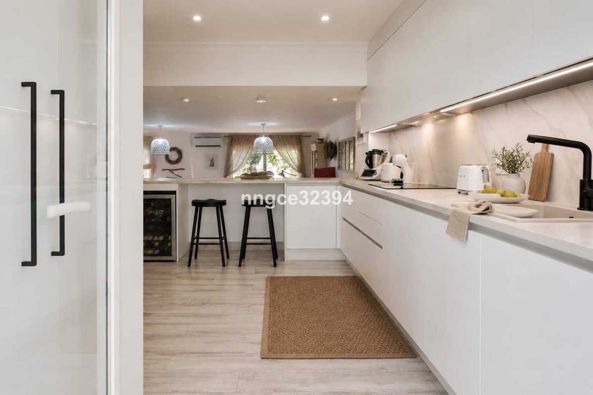 Townhouse in Casares Playa — photo 3 of 10