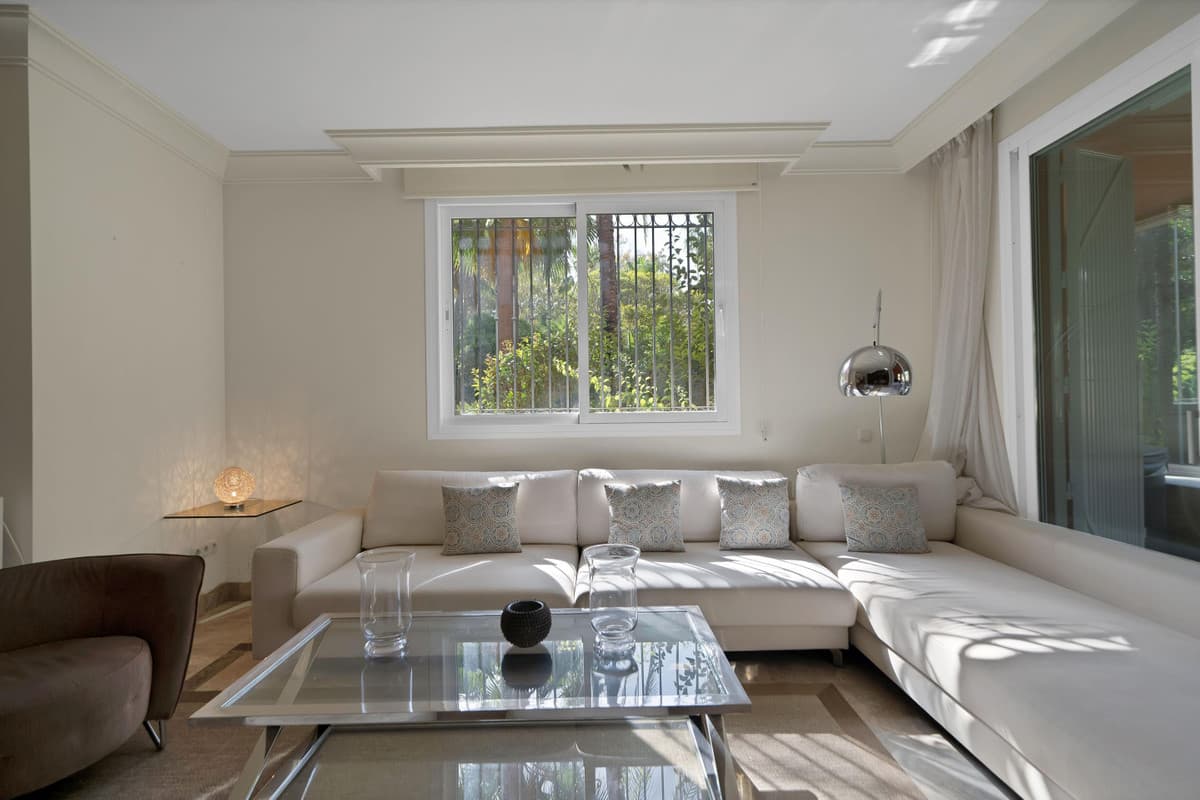 Ground Floor Apartment in Marbella — photo 4 of 10