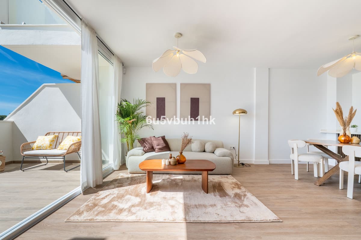 Townhouse in Torreblanca — photo 9 of 10