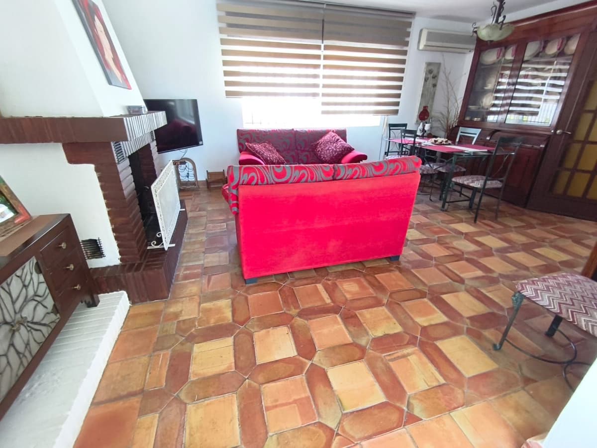 Detached Villa in Alhaurín de la Torre — photo 5 of 10