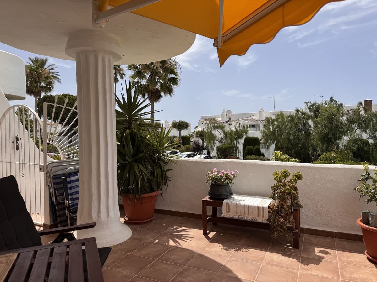 Ground Floor Apartment in Calahonda — photo 9 of 10