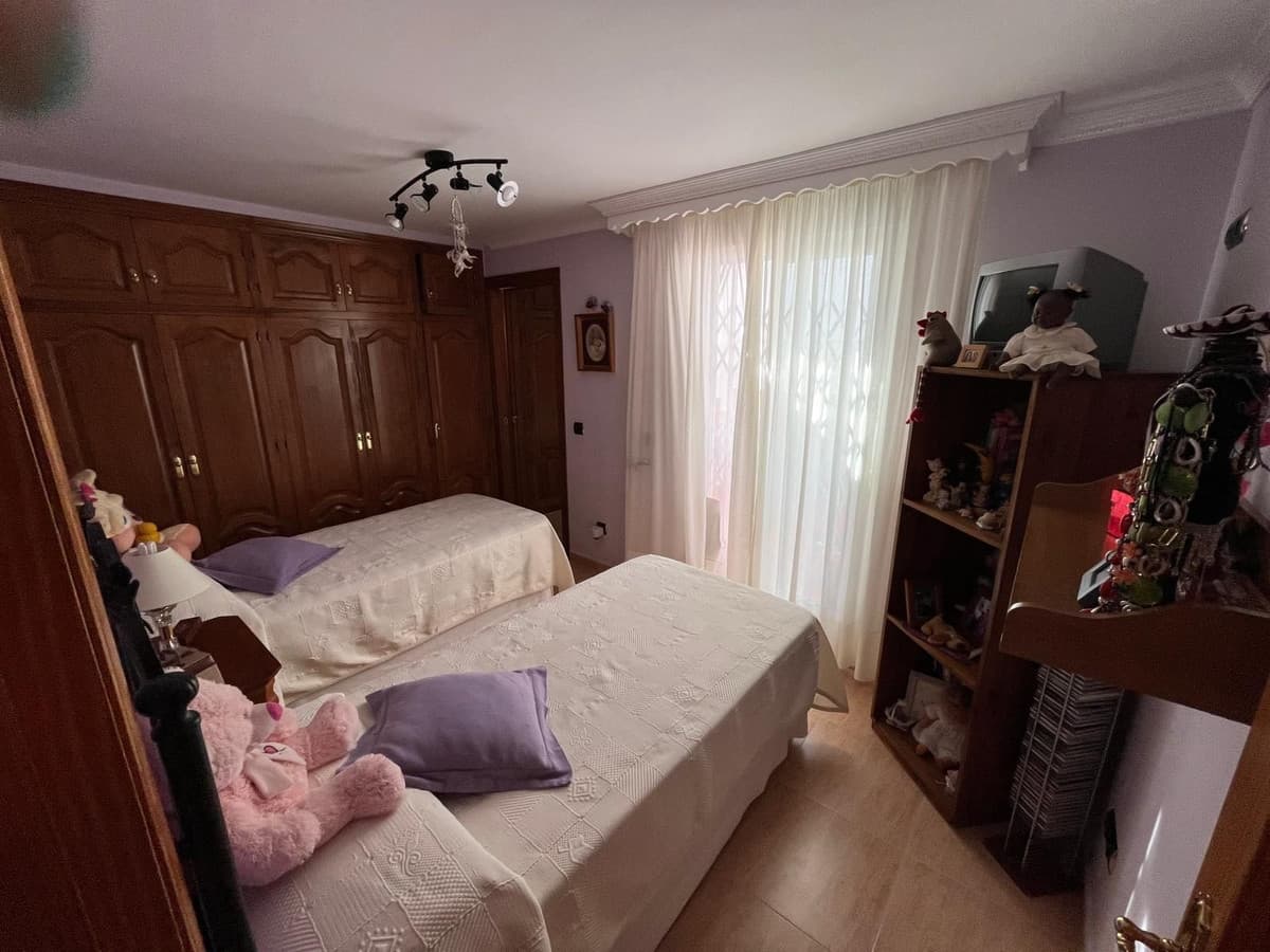 Townhouse in Estepona — photo 6 of 10
