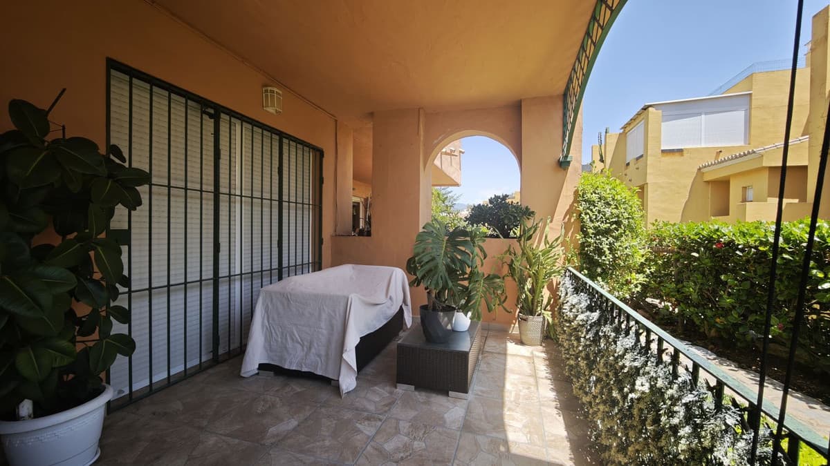 Ground Floor Apartment in Guadalmina Alta — photo 4 of 10