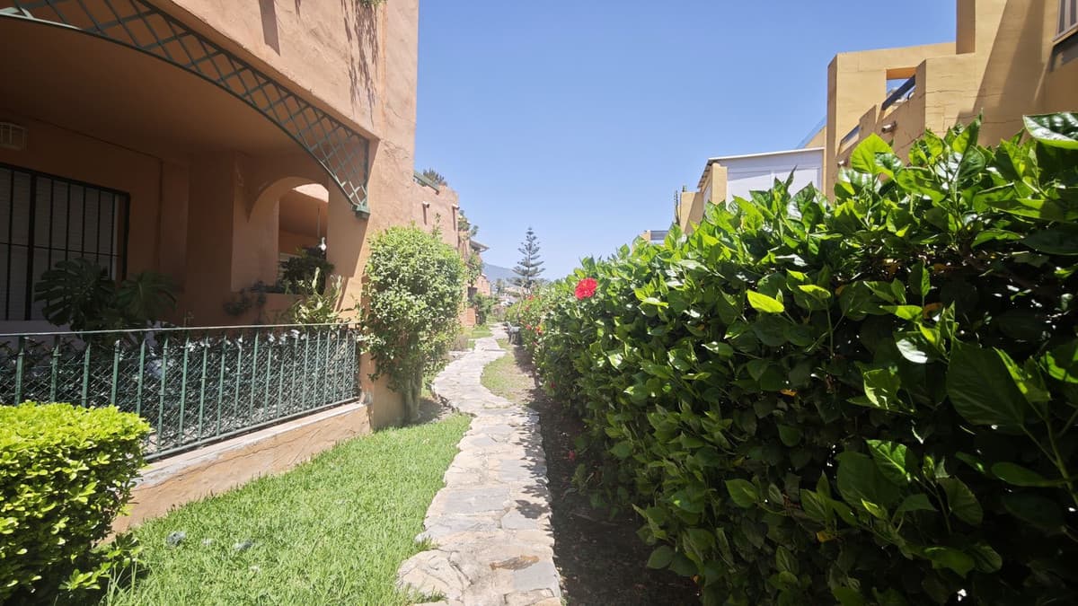 Ground Floor Apartment in Guadalmina Alta — photo 7 of 10