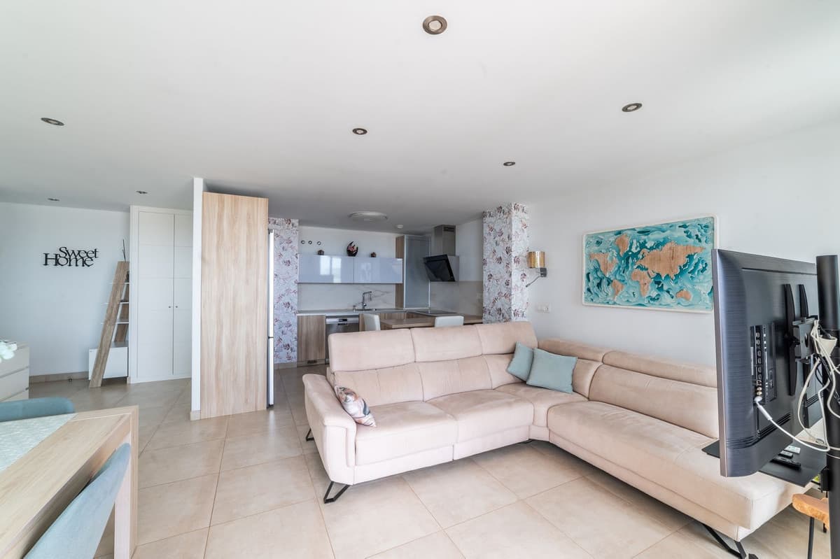 Middle Floor Apartment in La Cala de Mijas — photo 9 of 10