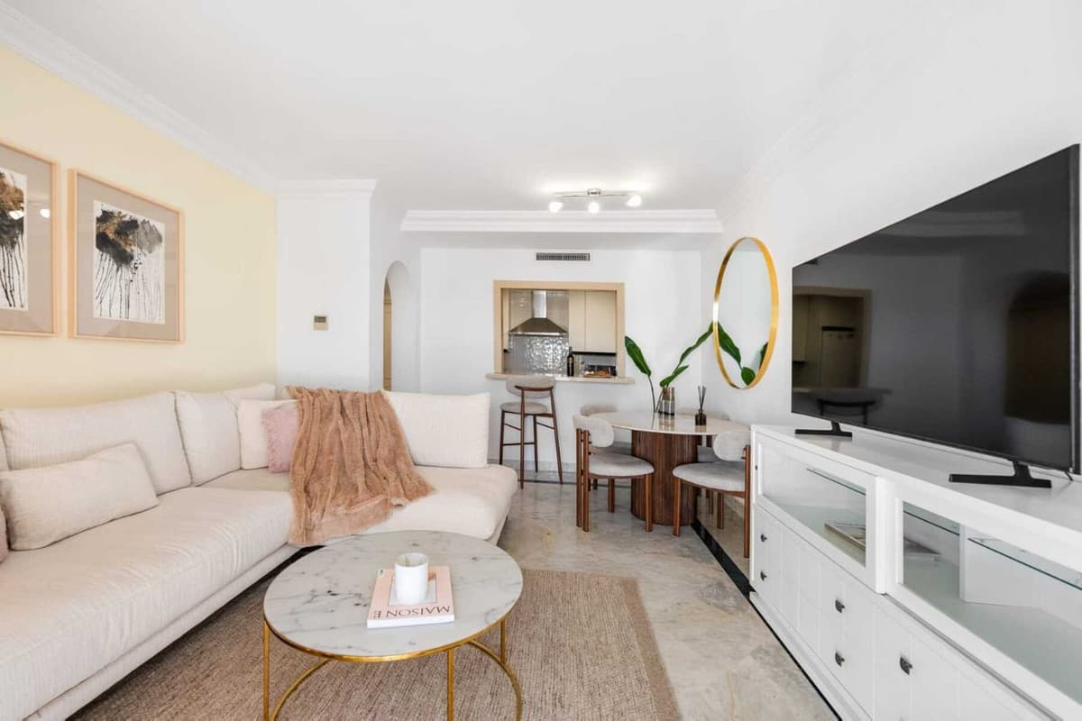Top Floor Apartment in Puerto Banús — photo 4 of 10