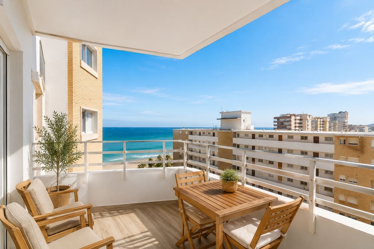 Middle Floor Apartment in Fuengirola — photo 1 of 10