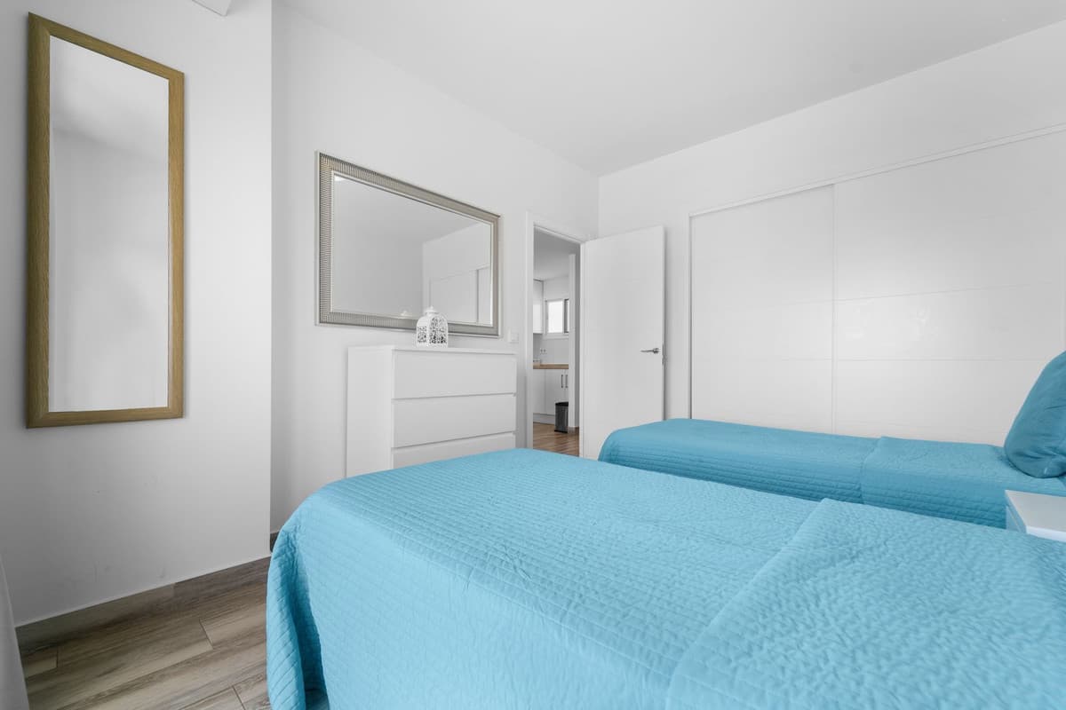 Middle Floor Apartment in Fuengirola — photo 5 of 10
