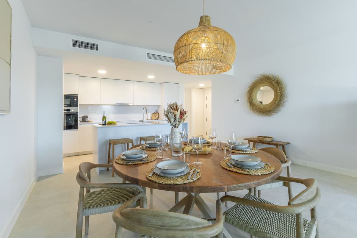 Ground Floor Apartment in Estepona — photo 3 of 10