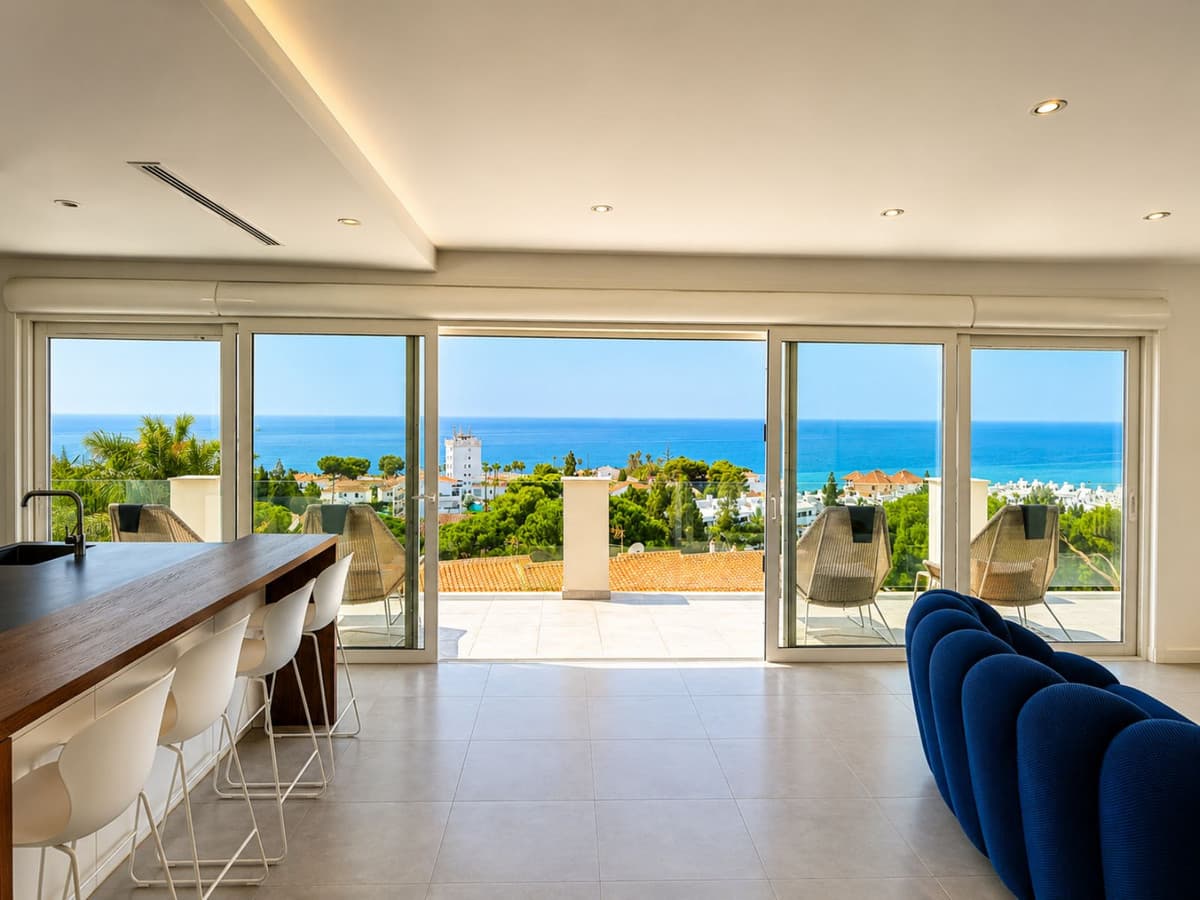 Detached Villa in La Cala de Mijas — photo 7 of 10