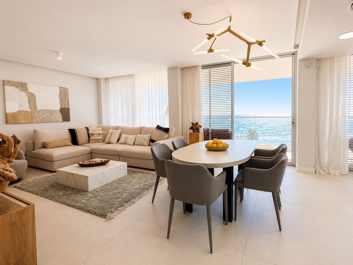Middle Floor Apartment in Estepona — photo 4 of 10