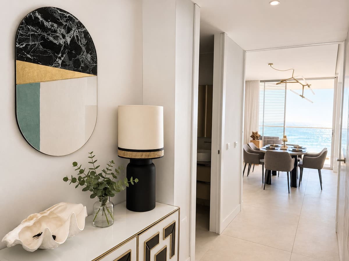 Middle Floor Apartment in Estepona — photo 5 of 10