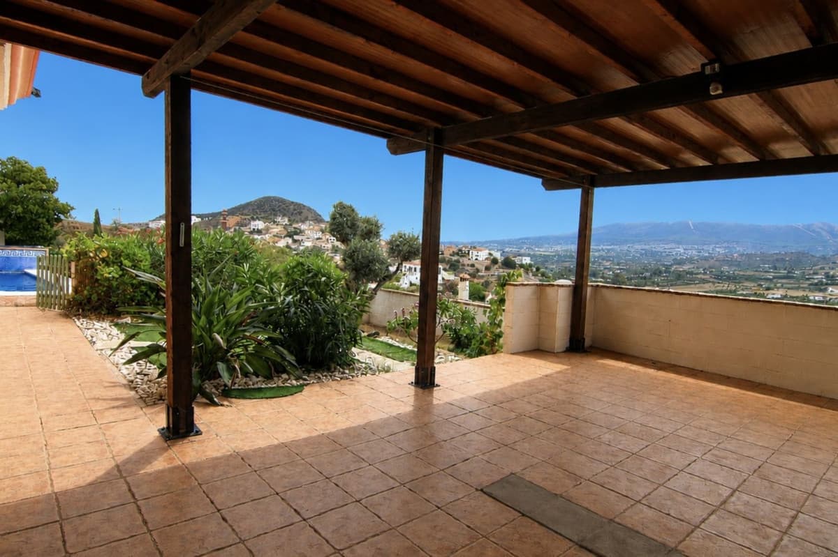 Detached Villa in Coín — photo 5 of 10