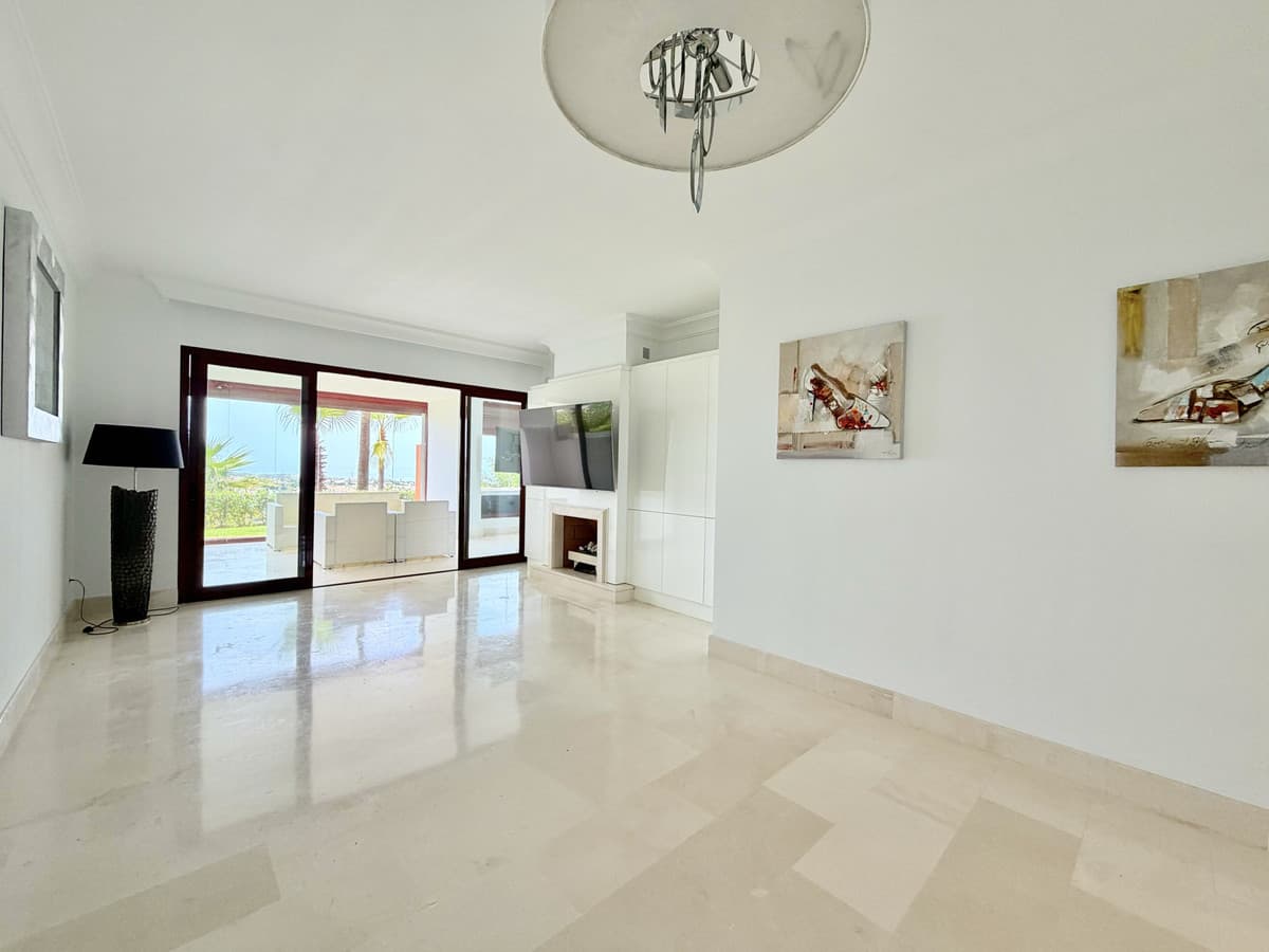 Ground Floor Apartment in Los Flamingos — photo 5 of 10