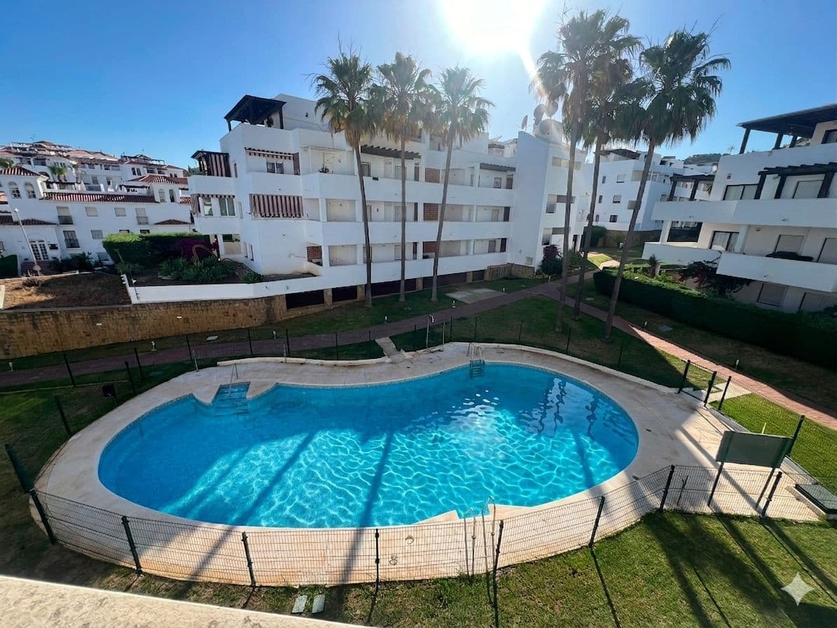 Ground Floor Apartment in Mijas Costa — photo 1 of 10