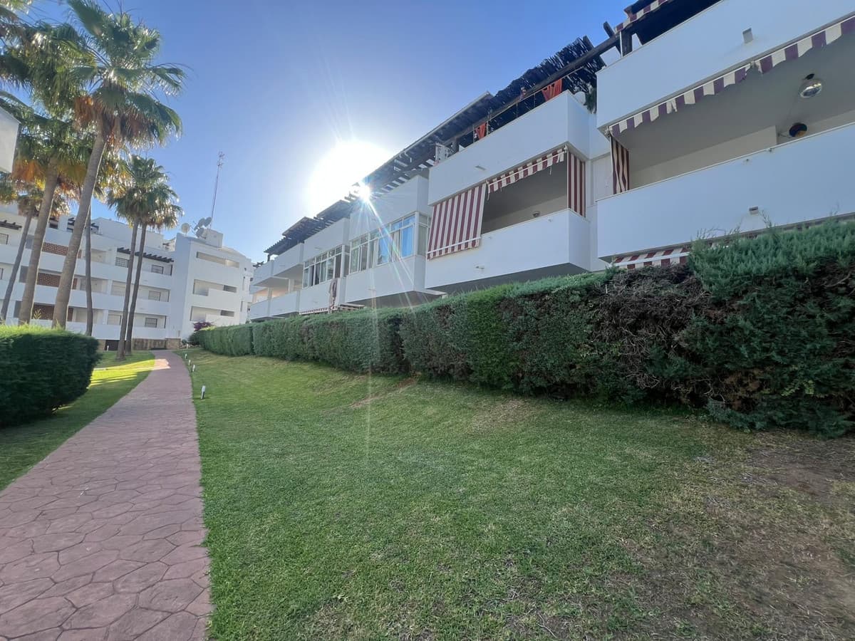 Ground Floor Apartment in Mijas Costa — photo 2 of 10
