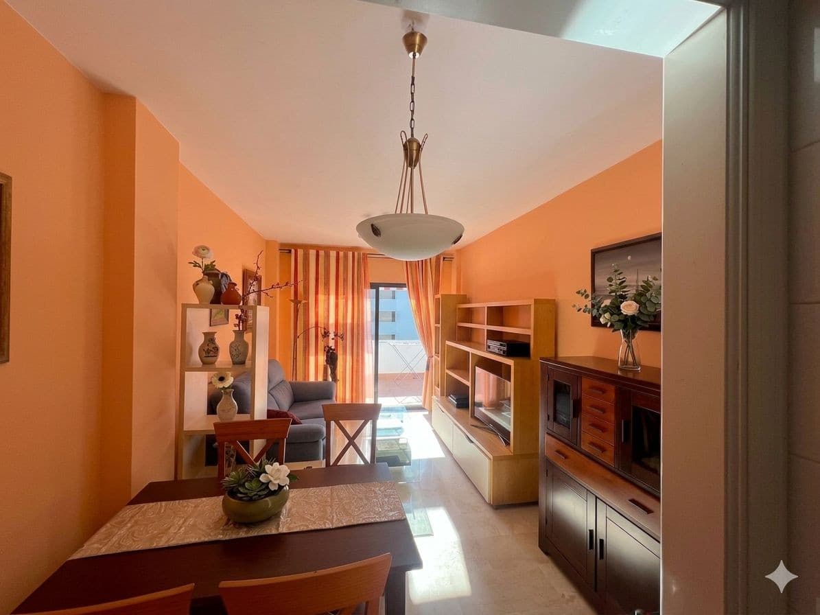 Ground Floor Apartment in Mijas Costa — photo 8 of 10