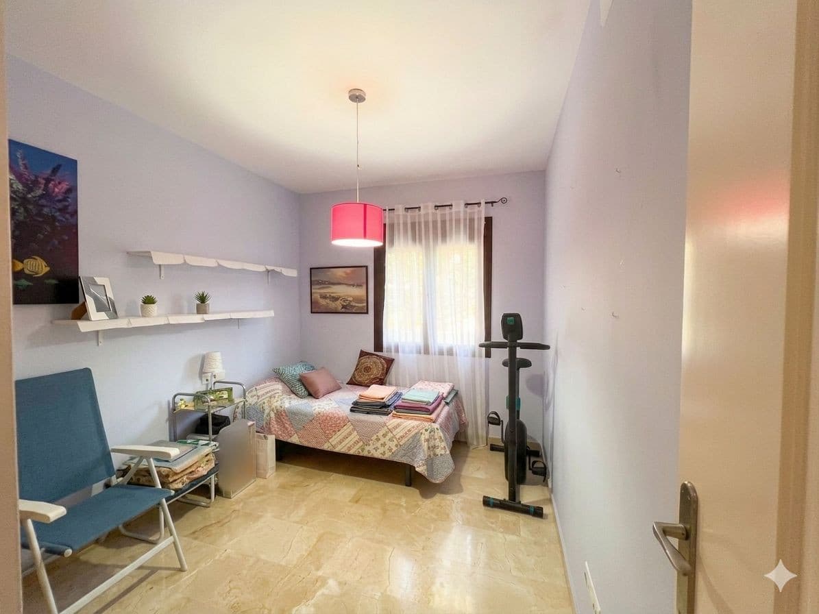 Ground Floor Apartment in Mijas Costa — photo 10 of 10
