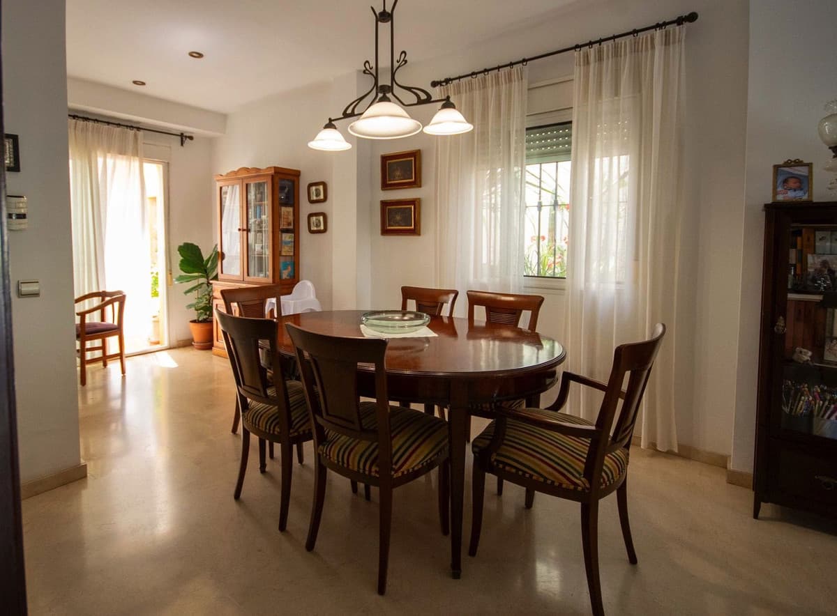 Townhouse in Estepona — photo 4 of 10