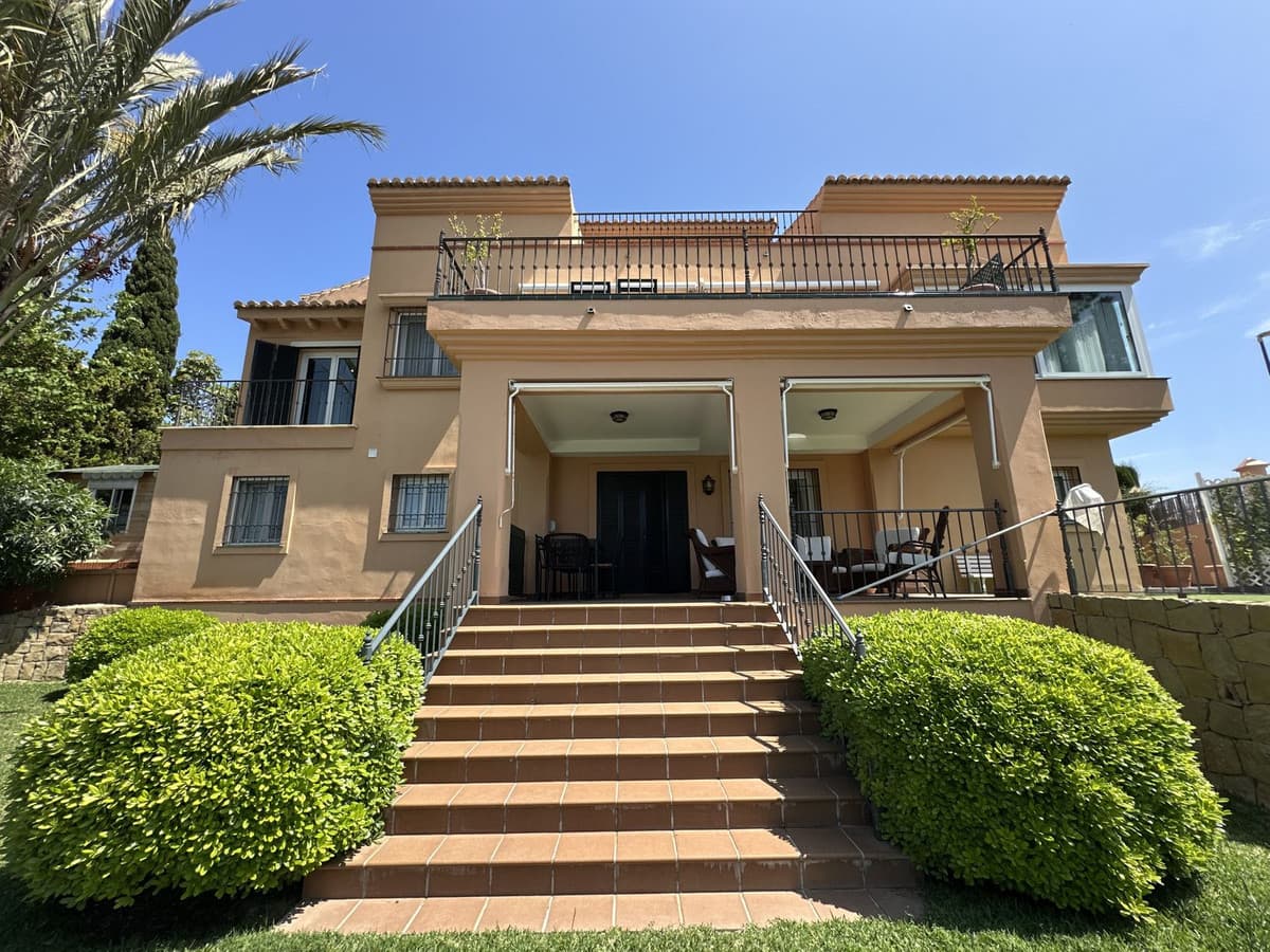Detached Villa in Málaga Este — photo 9 of 10