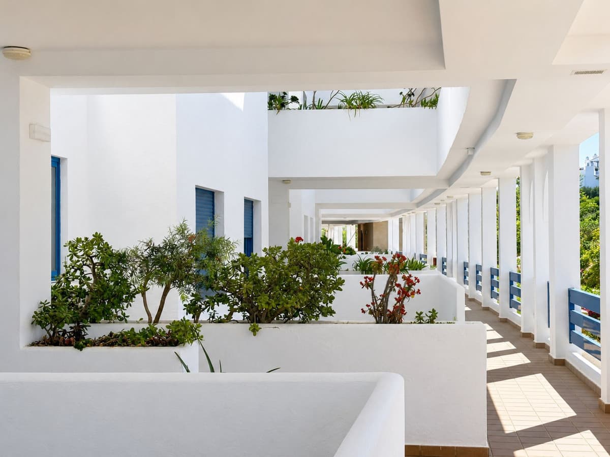 Middle Floor Apartment in Manilva — photo 4 of 10