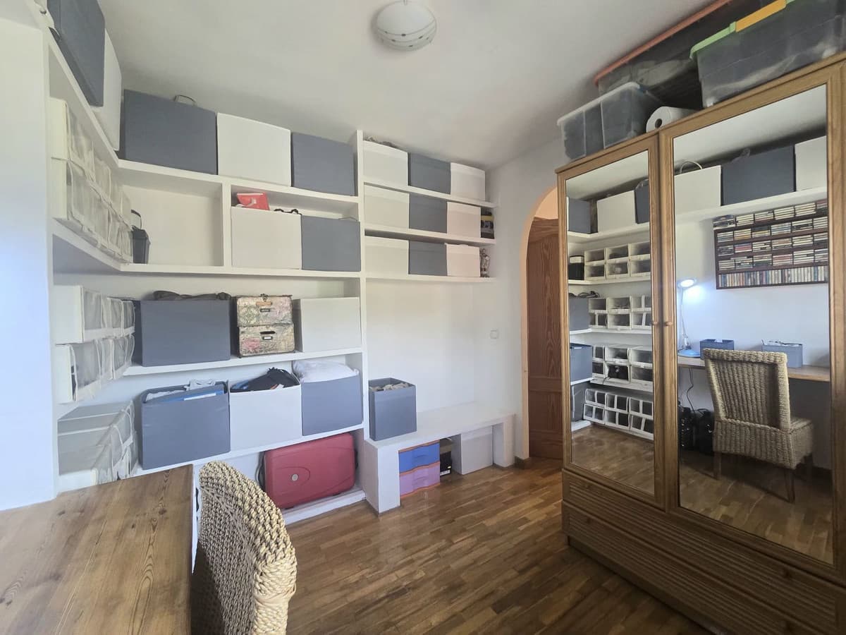 Middle Floor Apartment in Torremolinos — photo 10 of 10