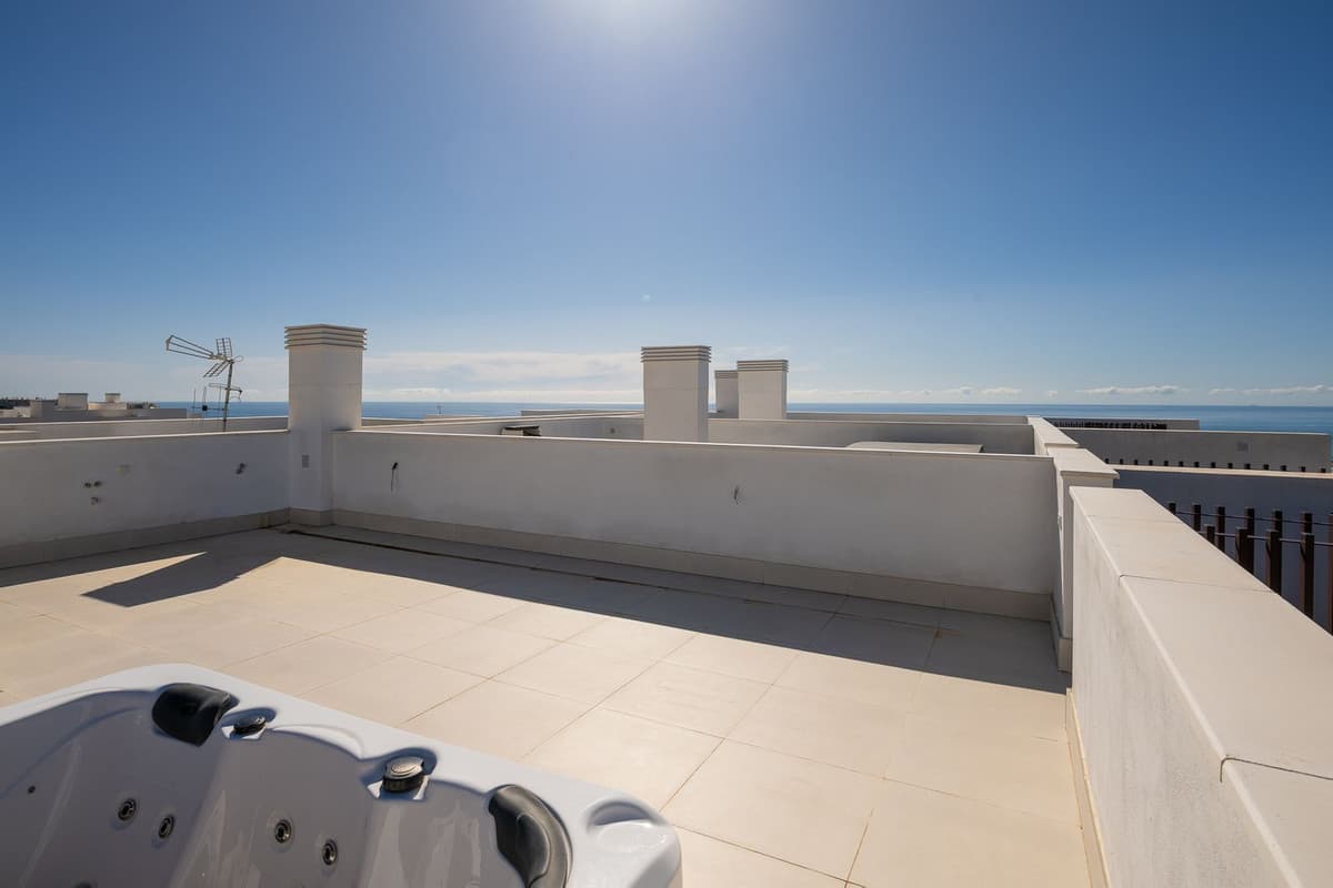 Penthouse in Fuengirola — photo 2 of 10