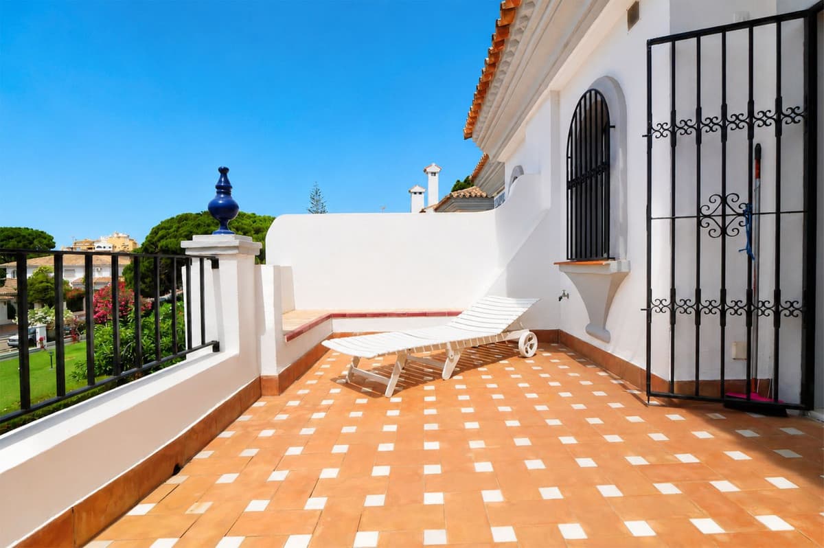 Townhouse in Cabopino — photo 10 of 10