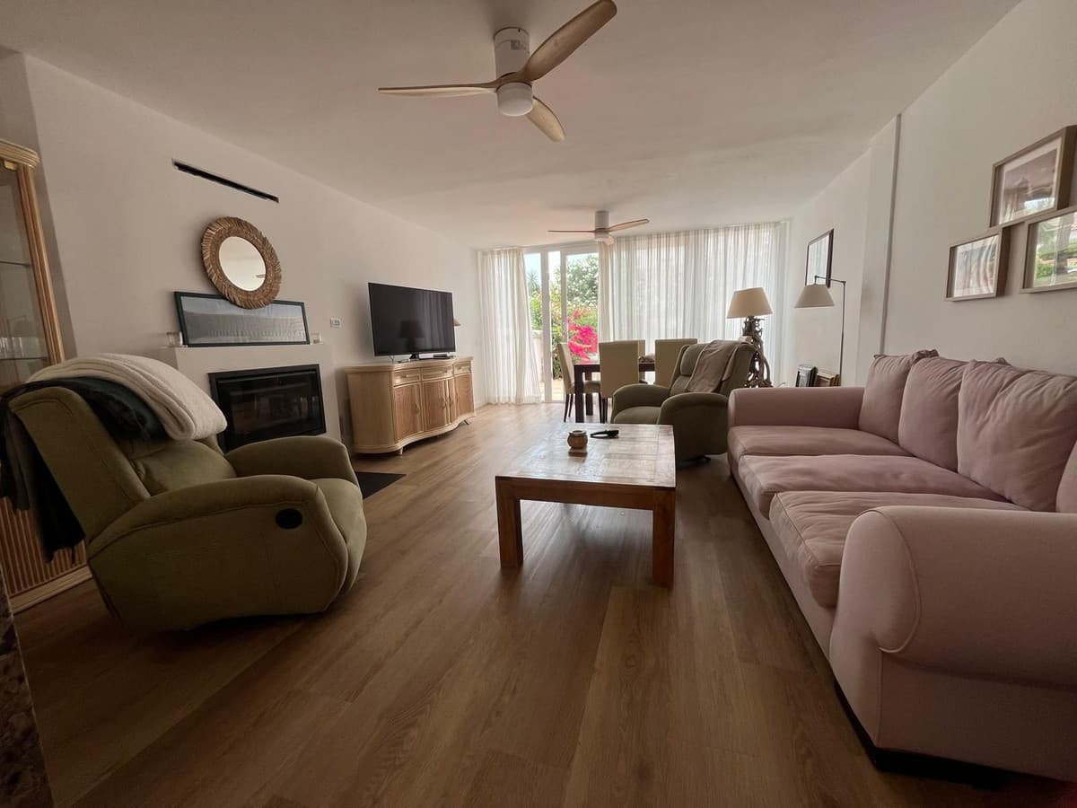 Ground Floor Apartment in Estepona — photo 4 of 10