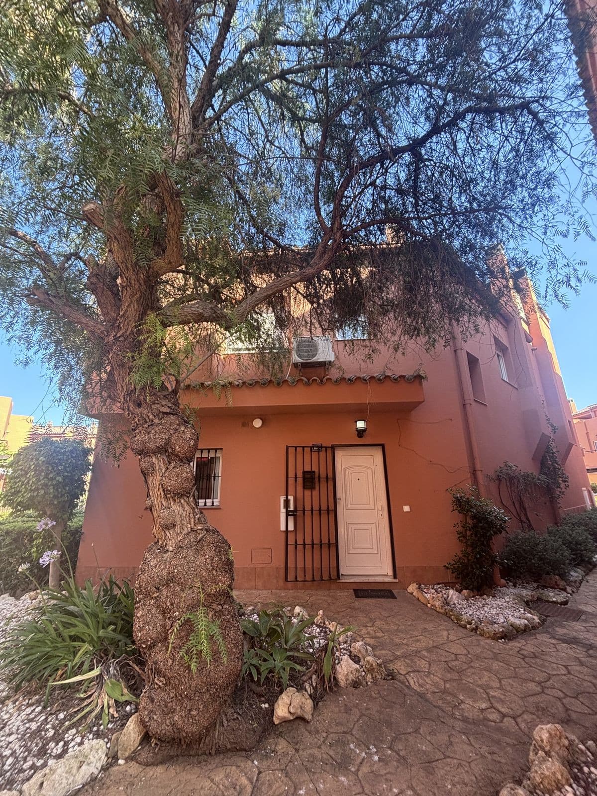 Townhouse in Manilva — photo 2 of 10