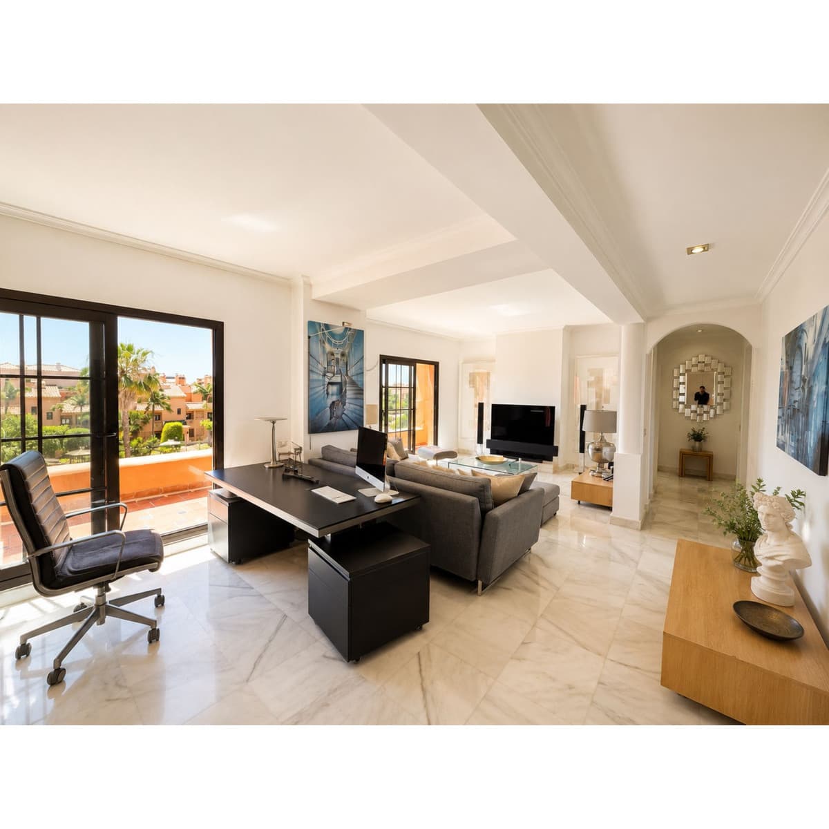 Penthouse Duplex in Estepona — photo 3 of 10