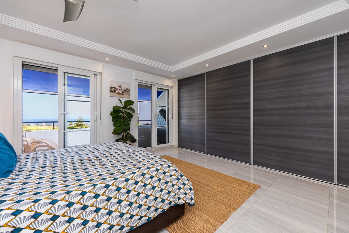 Townhouse in Calahonda — photo 4 of 10