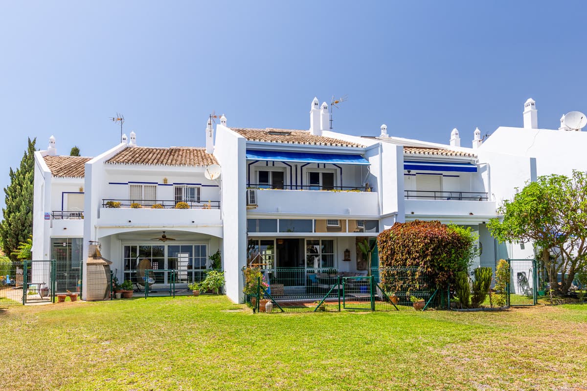 Townhouse in Calahonda — photo 8 of 10