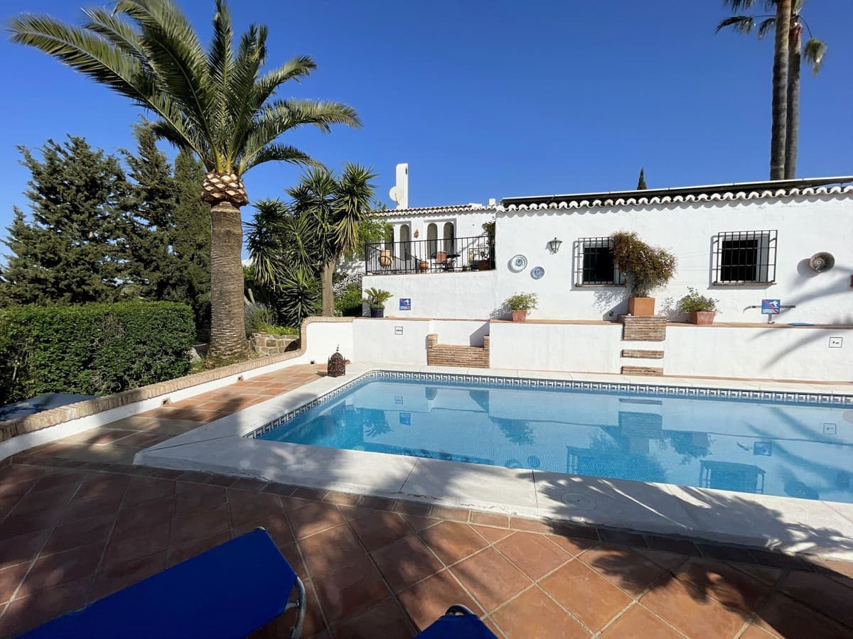 Cortijo in Villanueva De La Concepcion — photo 3 of 10