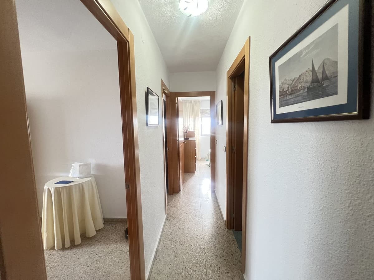 Top Floor Apartment in Málaga — photo 8 of 10