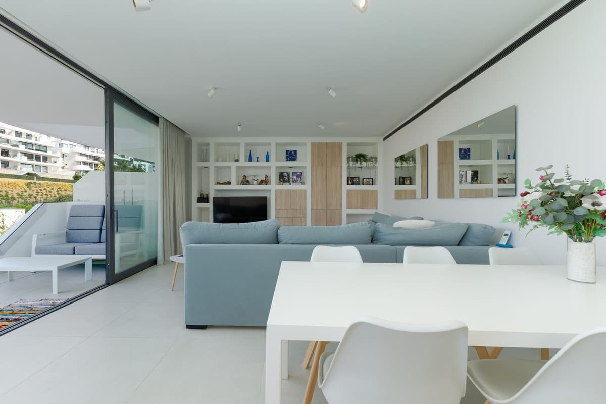 Middle Floor Apartment in Higueron — photo 8 of 10