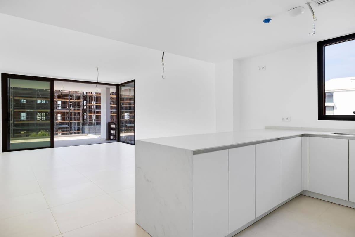Ground Floor Apartment in Higueron — photo 1 of 10