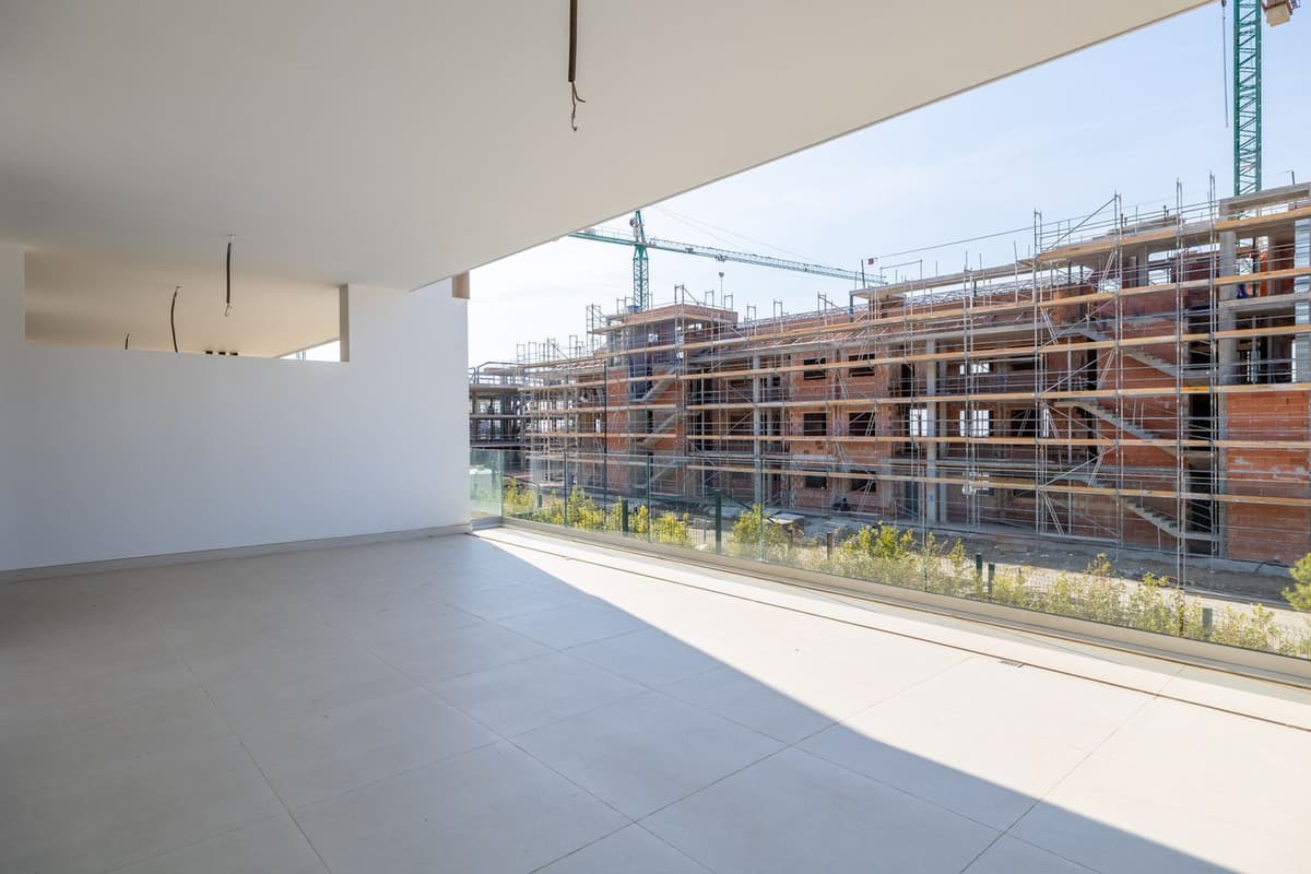 Ground Floor Apartment in Higueron — photo 8 of 10