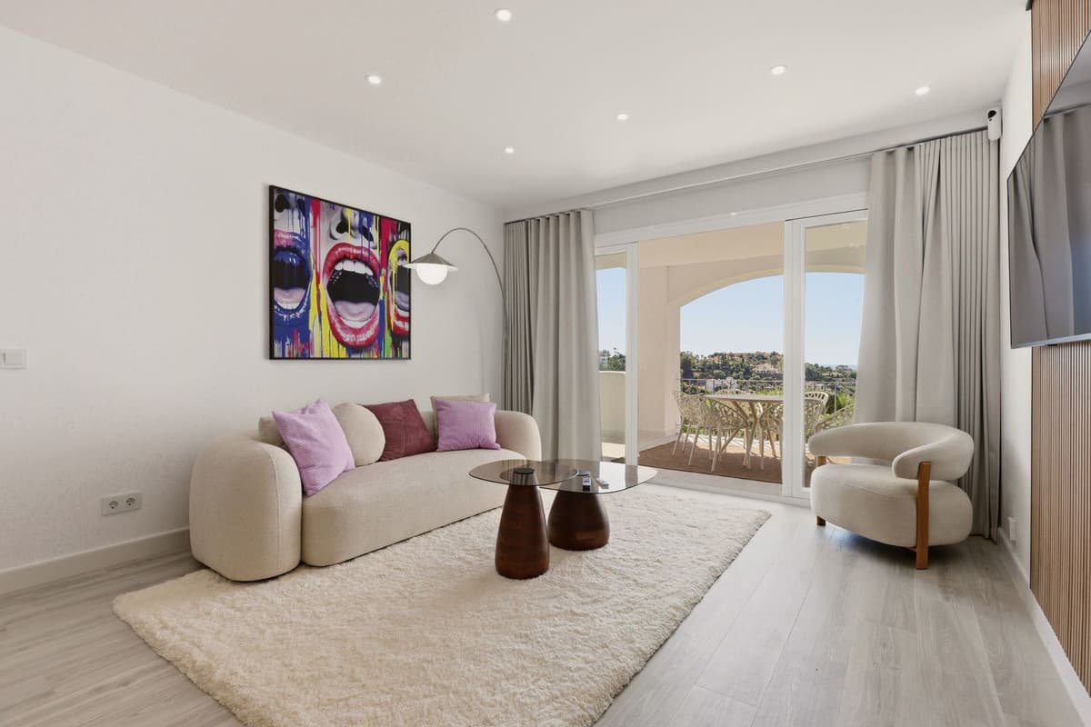 Ground Floor Apartment in La Quinta — photo 1 of 10