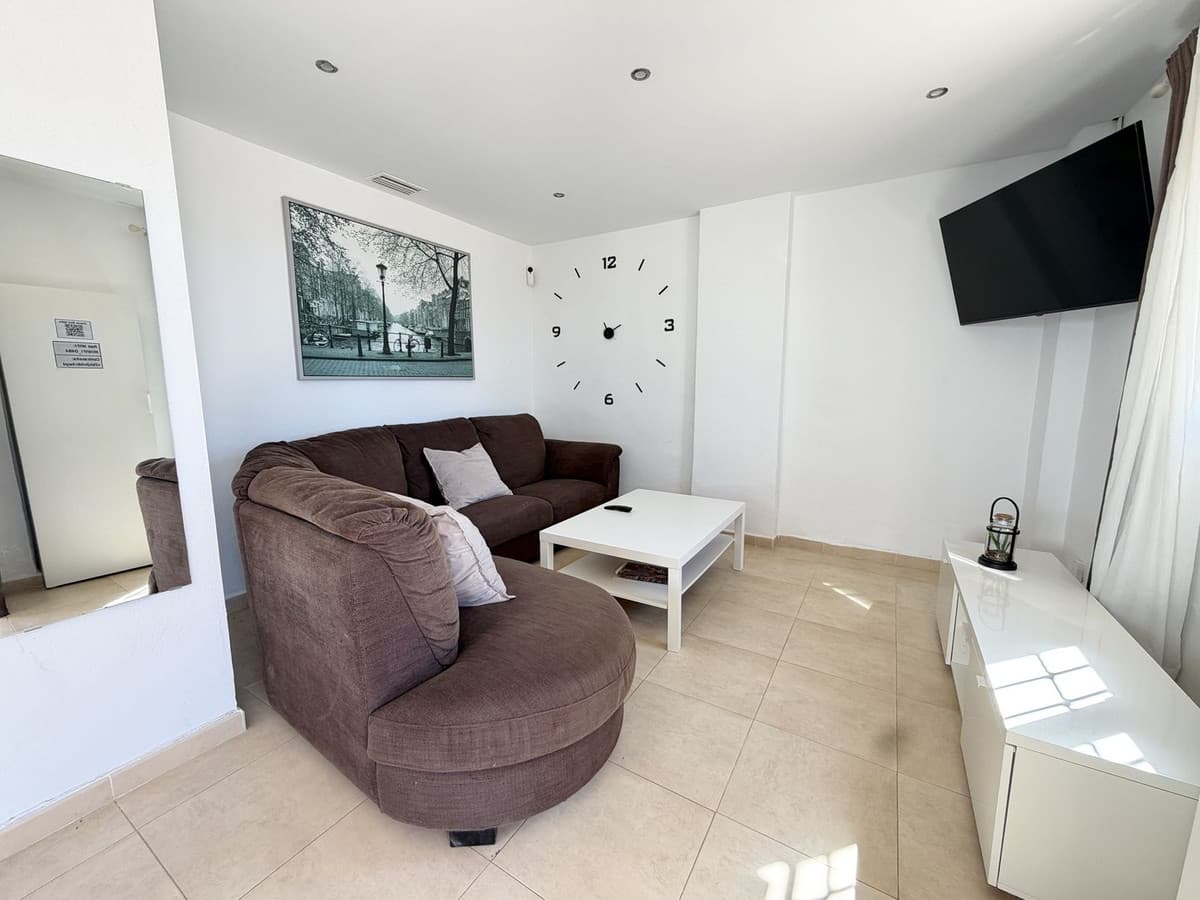 Ground Floor Apartment in Fuengirola — photo 4 of 10