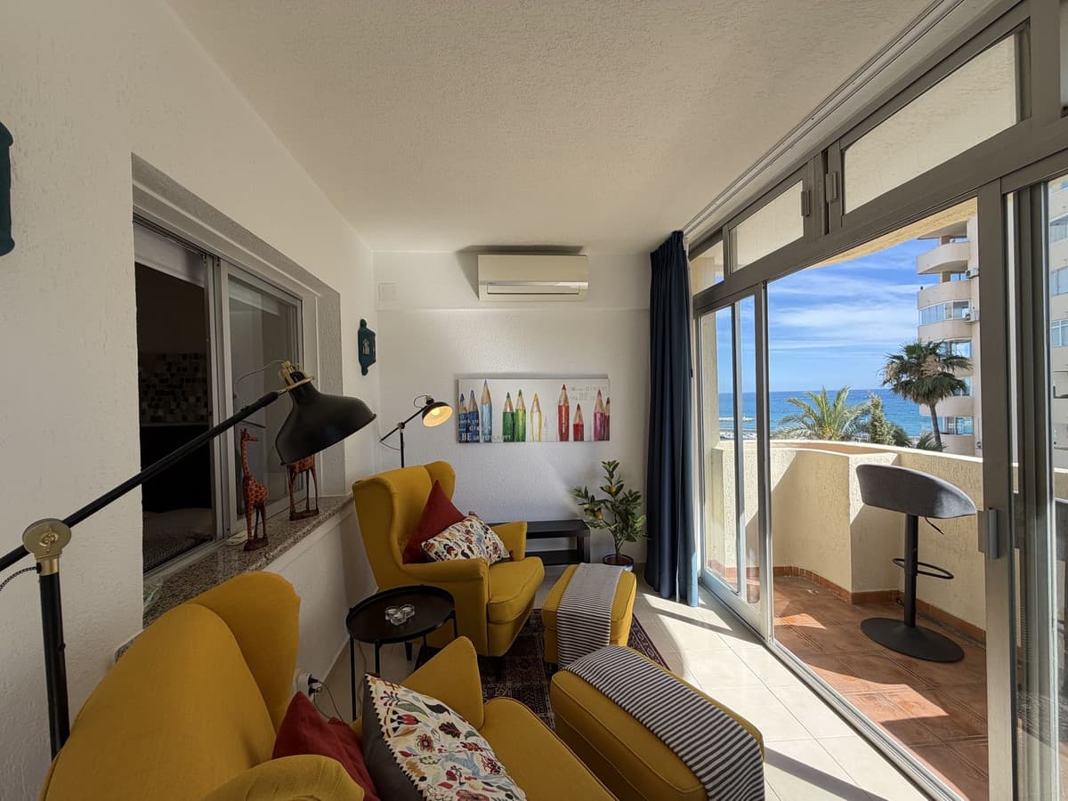 Middle Floor Apartment in Estepona — photo 2 of 10