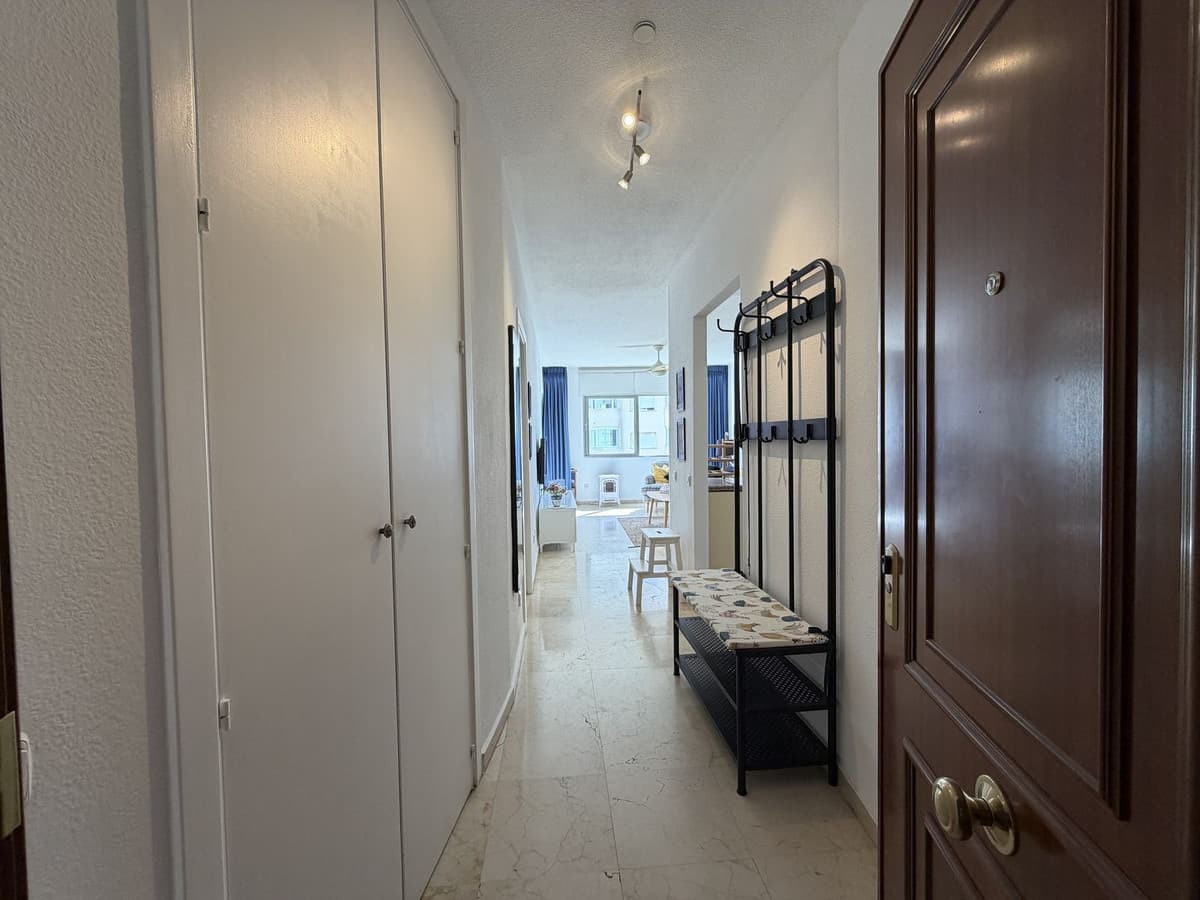 Middle Floor Apartment in Estepona — photo 6 of 10