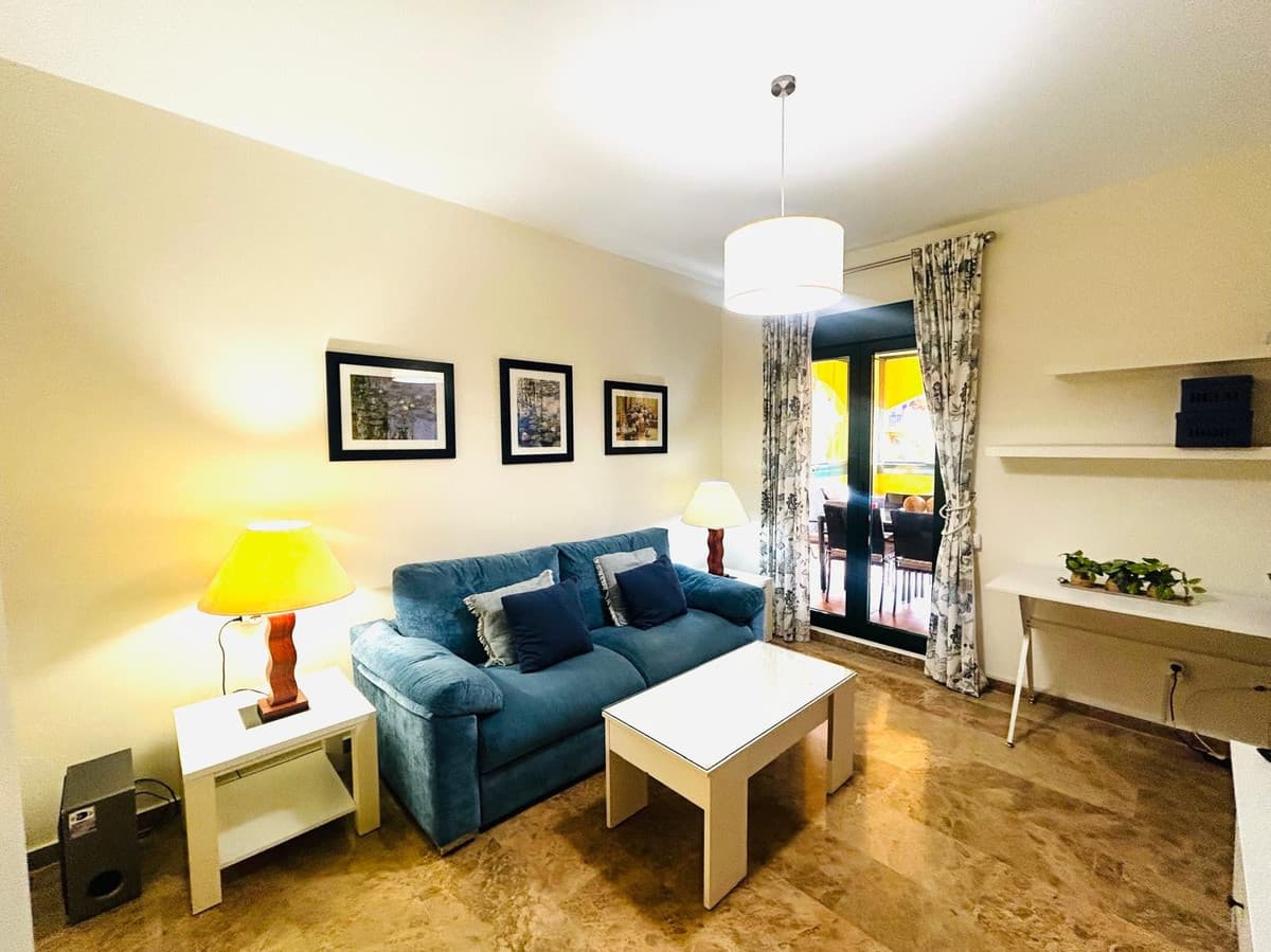 Middle Floor Apartment in San Pedro de Alcántara — photo 4 of 10